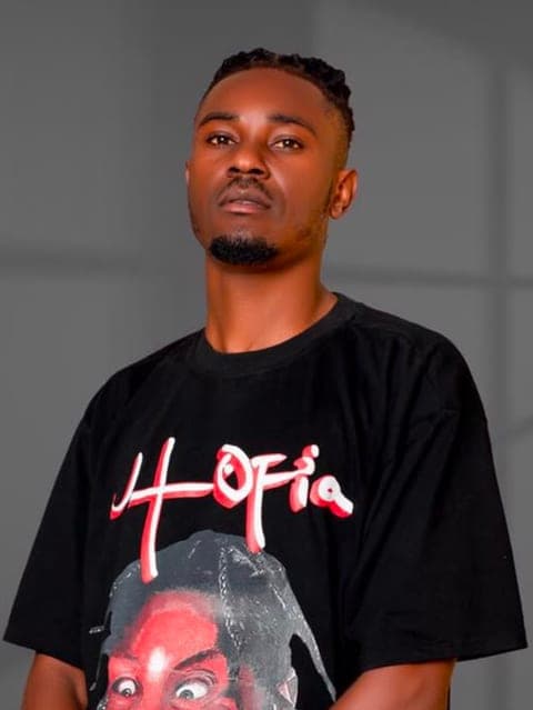 Portrait de DJ Mayz