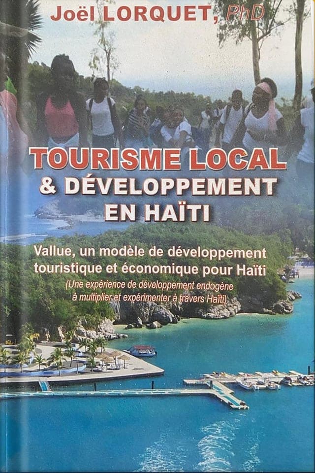 Couverture du livre « Tourisme local & développement en Haïti »